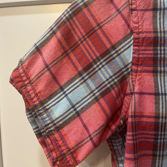 GAP Red and White Button Down Shirt - Picture 5 of 9